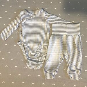 3/$20 H&M Kimono Style Newborn Outfit